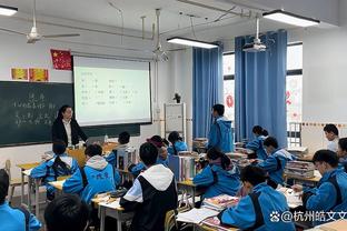 吹稀碎！火箭罚球合计32中27 雄鹿罚球合计42中29&字母21中15